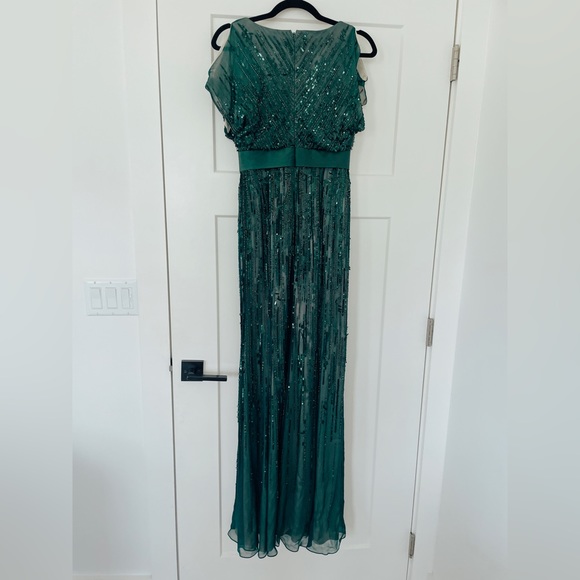 Emerald Green Gown - Picture 2 of 2